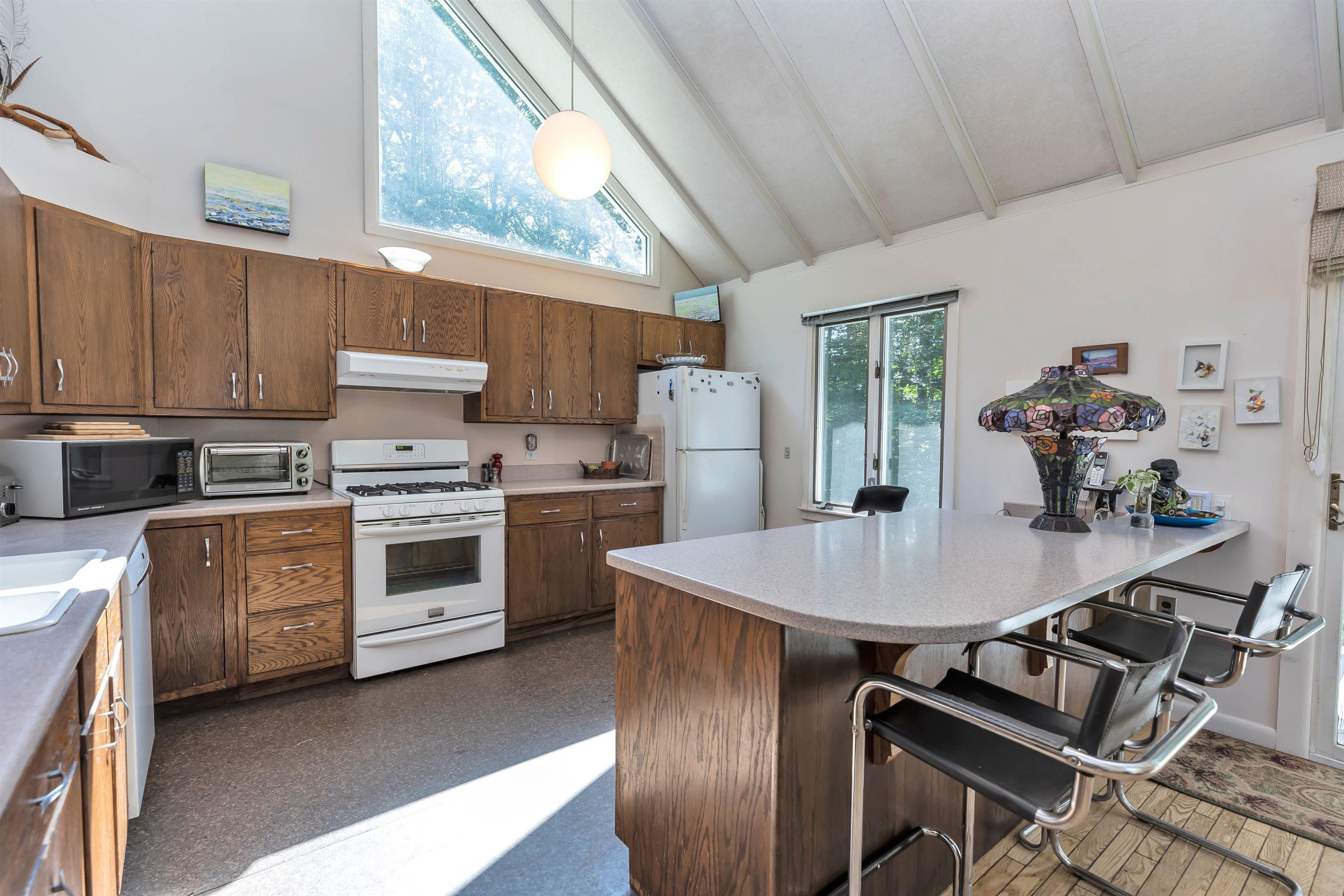 151 Page Road Dublin, NH 03444 - Photo 4 of 40