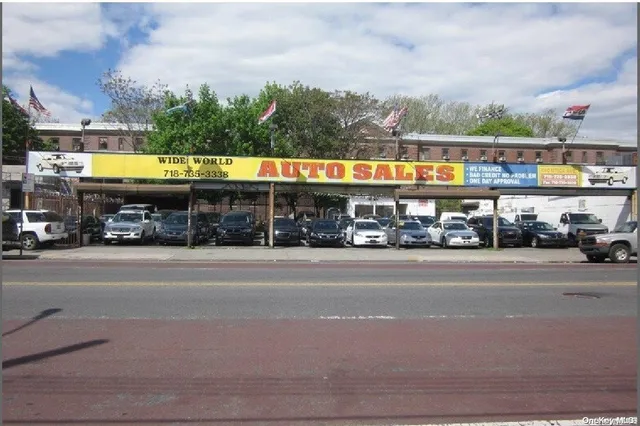a view of a city street
