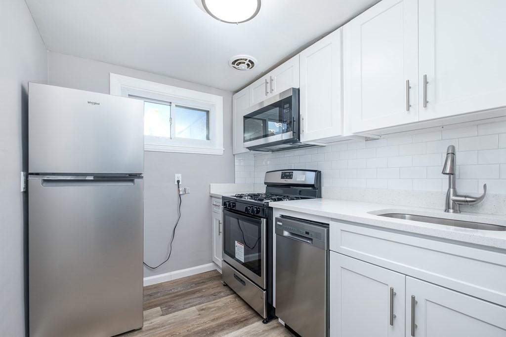 33 Ellsworth Street, Unit 2 Everett, MA 02149 - Photo 6 of 10