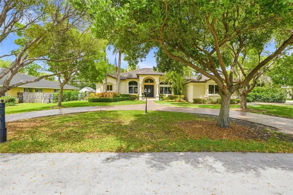 $1,750,000 | 9901 Southwest 145th Street, Miami, FL 33176