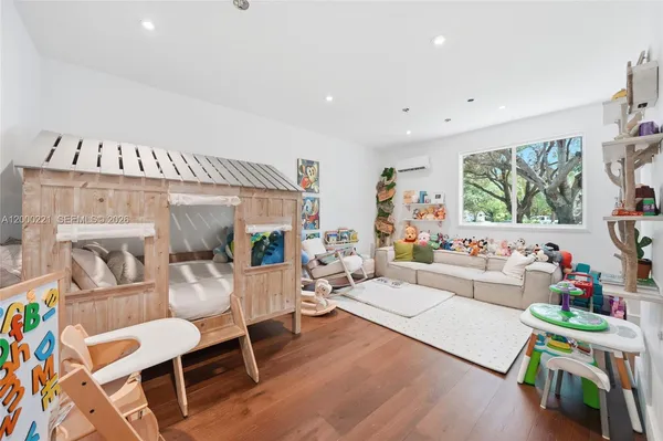 $1,750,000 | 9901 Southwest 145th Street, Miami, FL 33176