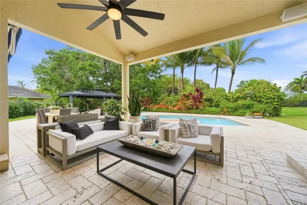 $1,750,000 | 9901 Southwest 145th Street, Miami, FL 33176