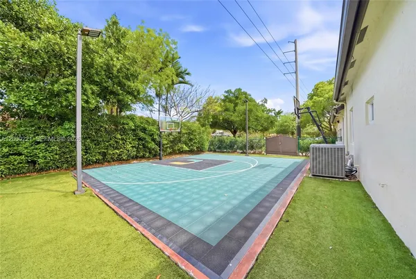 $1,750,000 | 9901 Southwest 145th Street, Miami, FL 33176