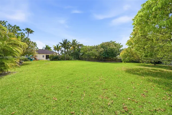 $1,750,000 | 9901 Southwest 145th Street, Miami, FL 33176