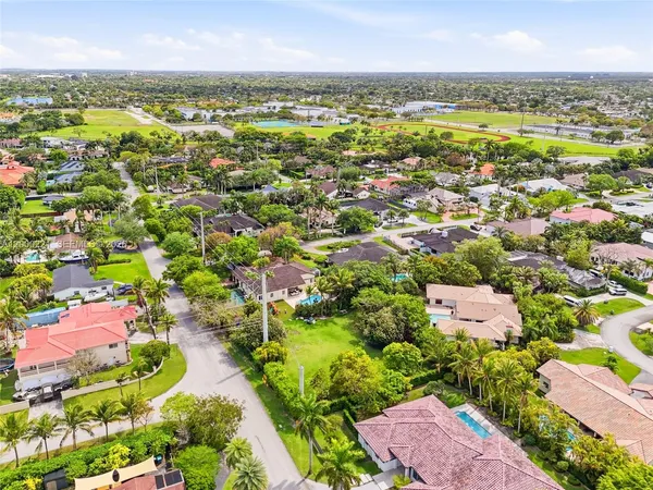 $1,750,000 | 9901 Southwest 145th Street, Miami, FL 33176