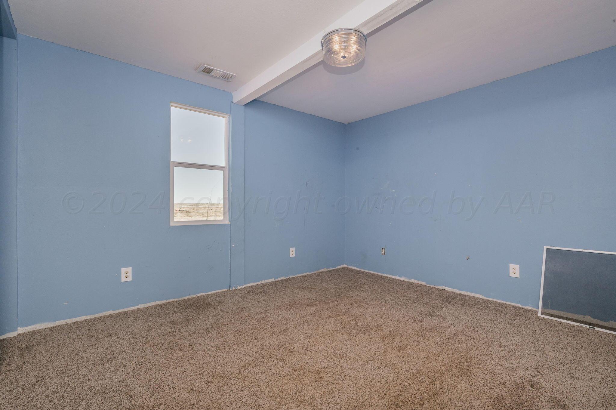 21600 Grandview Road Amarillo, TX 79124 - Photo 15 of 34 2nd Bedroom