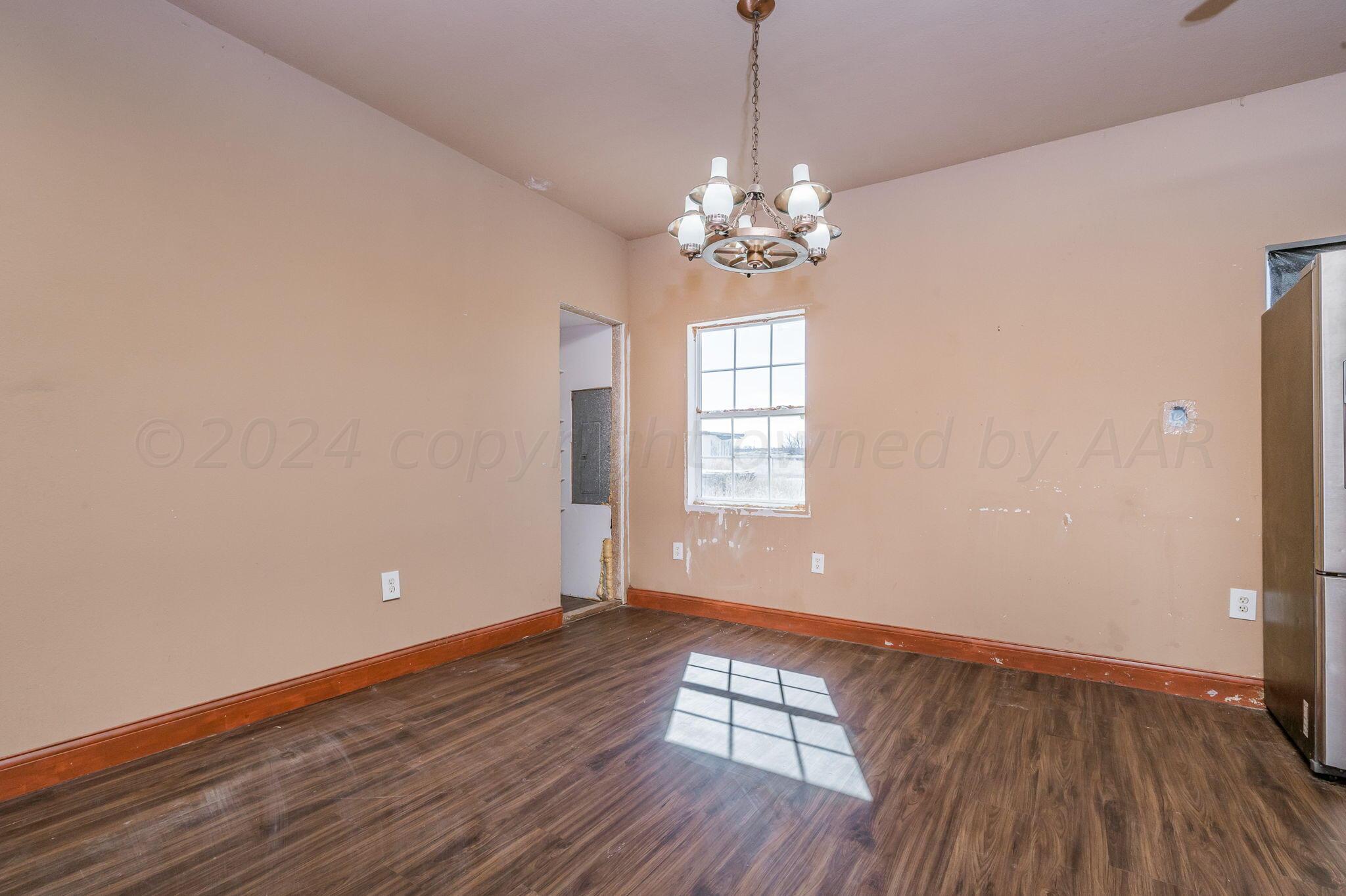21600 Grandview Road Amarillo, TX 79124 - Photo 6 of 34 Dining Area