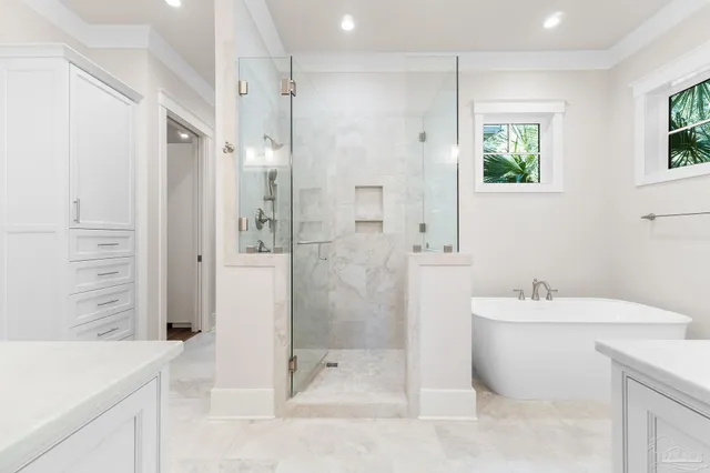 $2,600,000 | 14 Bayou Boulevard, Pensacola, FL 32503