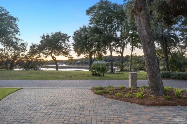 $2,600,000 | 14 Bayou Boulevard, Pensacola, FL 32503