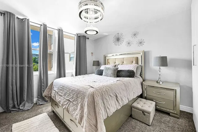 $1,890 | 777 South Federal Highway, Unit RP405, Pompano Beach, FL 33062