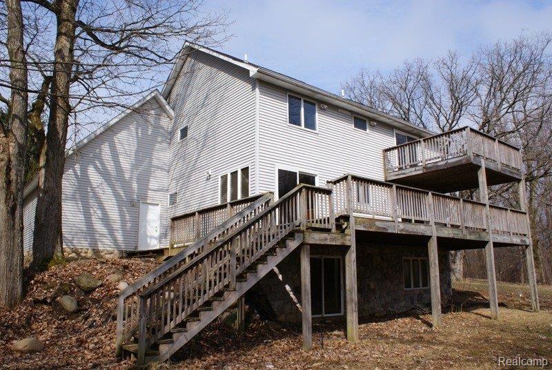 1170 North Maple Leaf Road Lapeer, MI 48446 - Photo 2 of 24 DSC08020.JPG