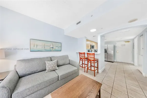 $4,000 | 2951 South Bayshore Drive, Unit 215, Coconut Grove, FL 33133