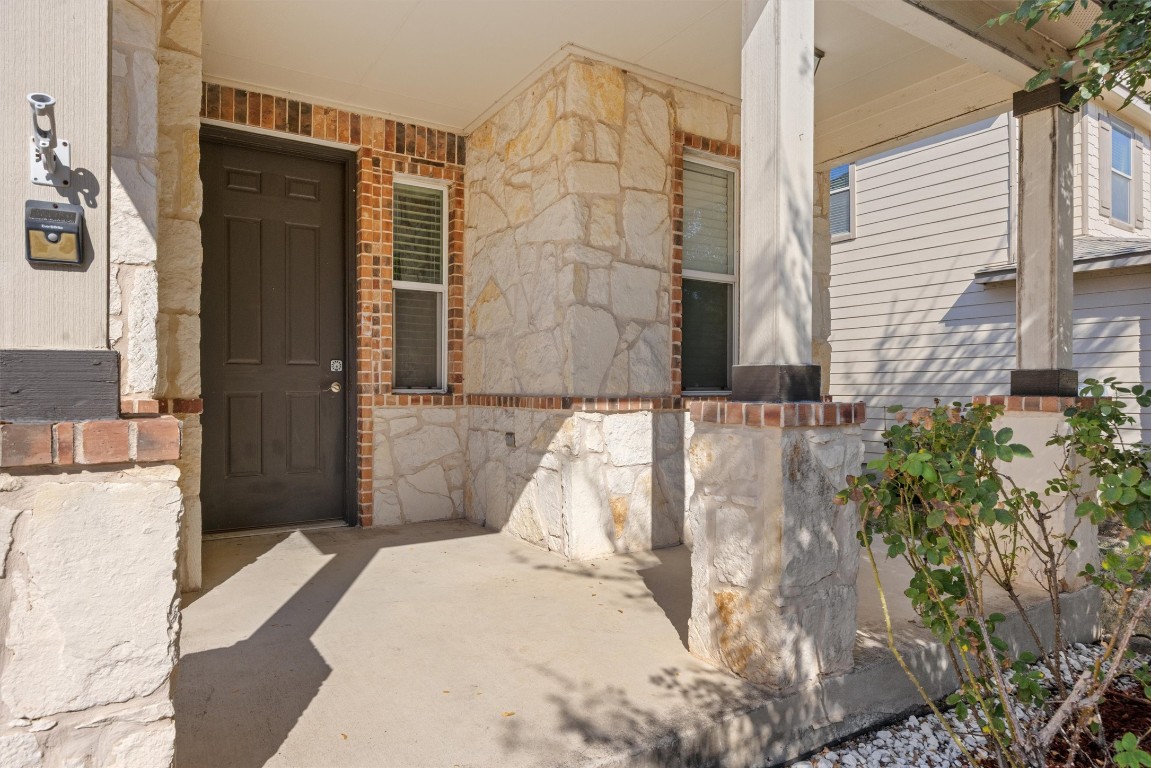 9100 Winter Haven Road Austin, TX 78747 - Photo 2 of 31 a bathroom with a bathtub and shower