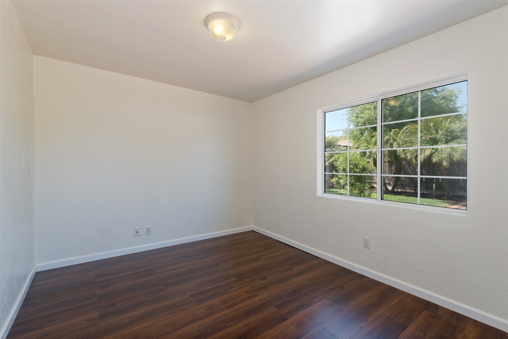 10014 Pinewood View Santee, CA 92071 - Photo 5 of 25