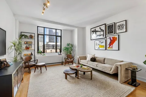 $699,000 | 105 Greene Street, Unit 1001, Jersey City, NJ 07302