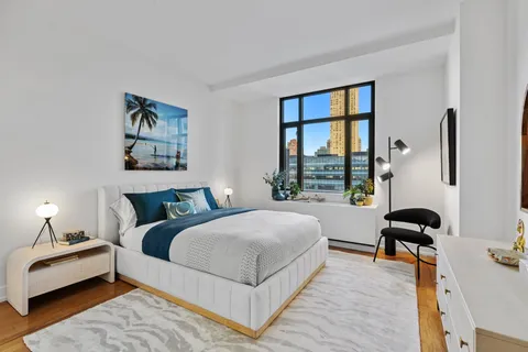 $699,000 | 105 Greene Street, Unit 1001, Jersey City, NJ 07302
