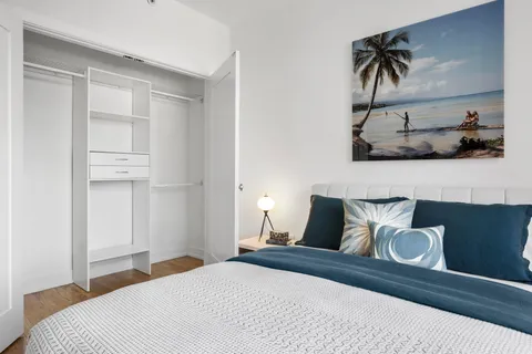 $699,000 | 105 Greene Street, Unit 1001, Jersey City, NJ 07302