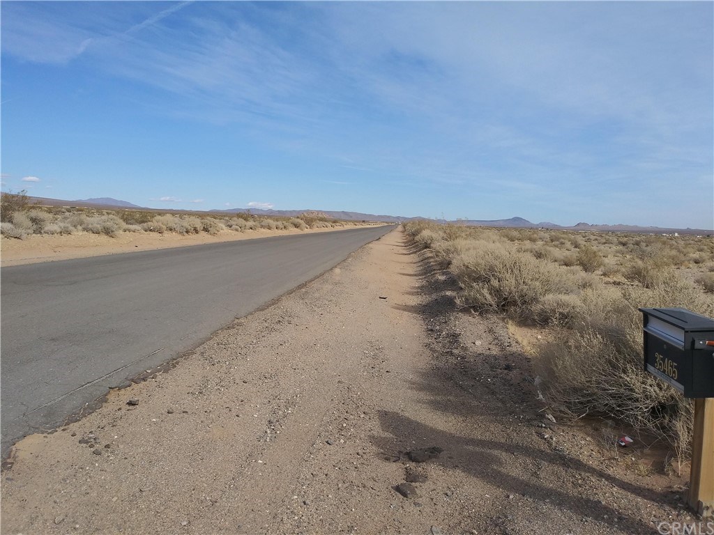 1 Northside Road Lucerne Valley, CA 92356 - Photo 5 of 6