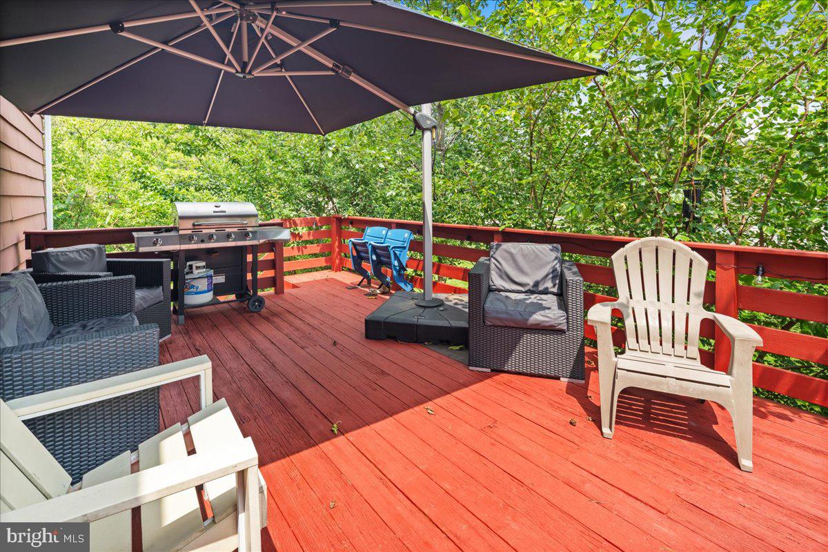 111 Howard Way Pennington, NJ 08534 - Photo 11 of 31 a outdoor view with a sitting space