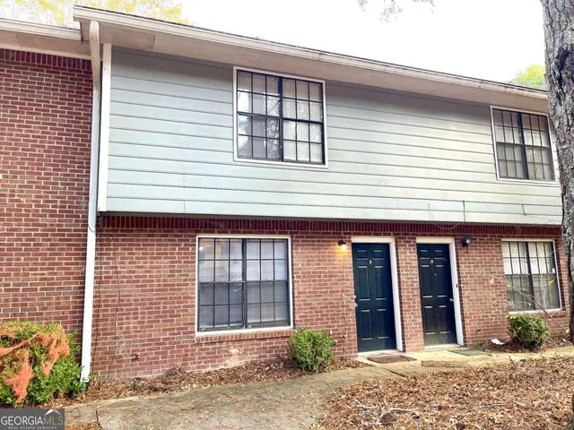 $1,295 | 145 Meadowbrook Court, Unit C, Fayetteville, GA 30215