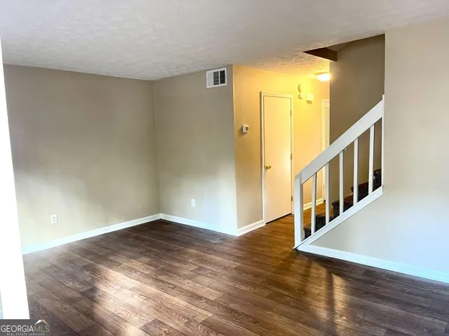 $1,295 | 145 Meadowbrook Court, Unit C, Fayetteville, GA 30215