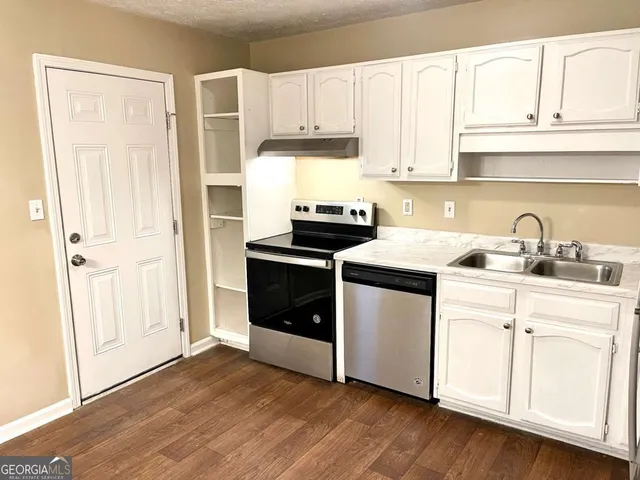 $1,295 | 145 Meadowbrook Court, Unit C, Fayetteville, GA 30215