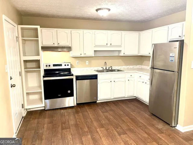 $1,295 | 145 Meadowbrook Court, Unit C, Fayetteville, GA 30215