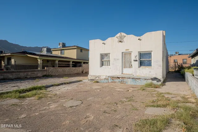 a view of a large white building