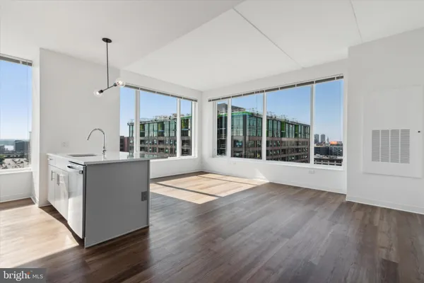 $2,750 | 569 North 5th Street, Unit 501, Philadelphia, PA 19123