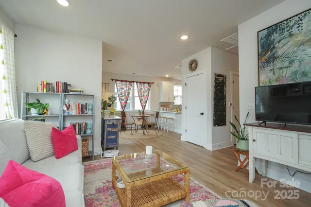 $302,000 | 711 Beaty Street, Davidson, NC 28036