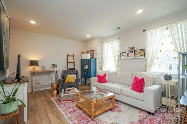 $302,000 | 711 Beaty Street, Davidson, NC 28036