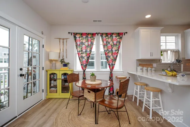 $302,000 | 711 Beaty Street, Davidson, NC 28036