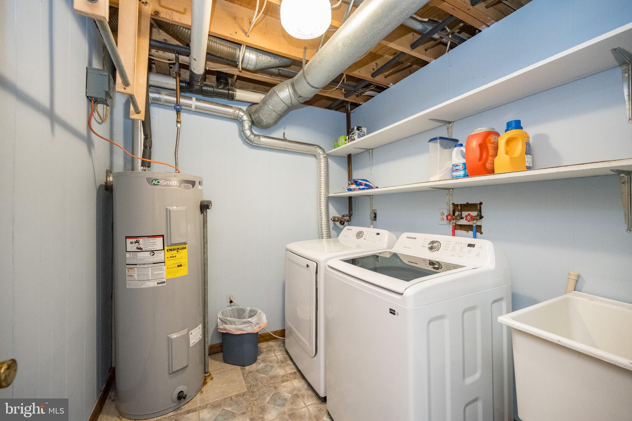 15105 Laurel Ridge Road Southwest Cumberland, MD 21502 - Photo 51 of 54 a utility room with dryer and washer