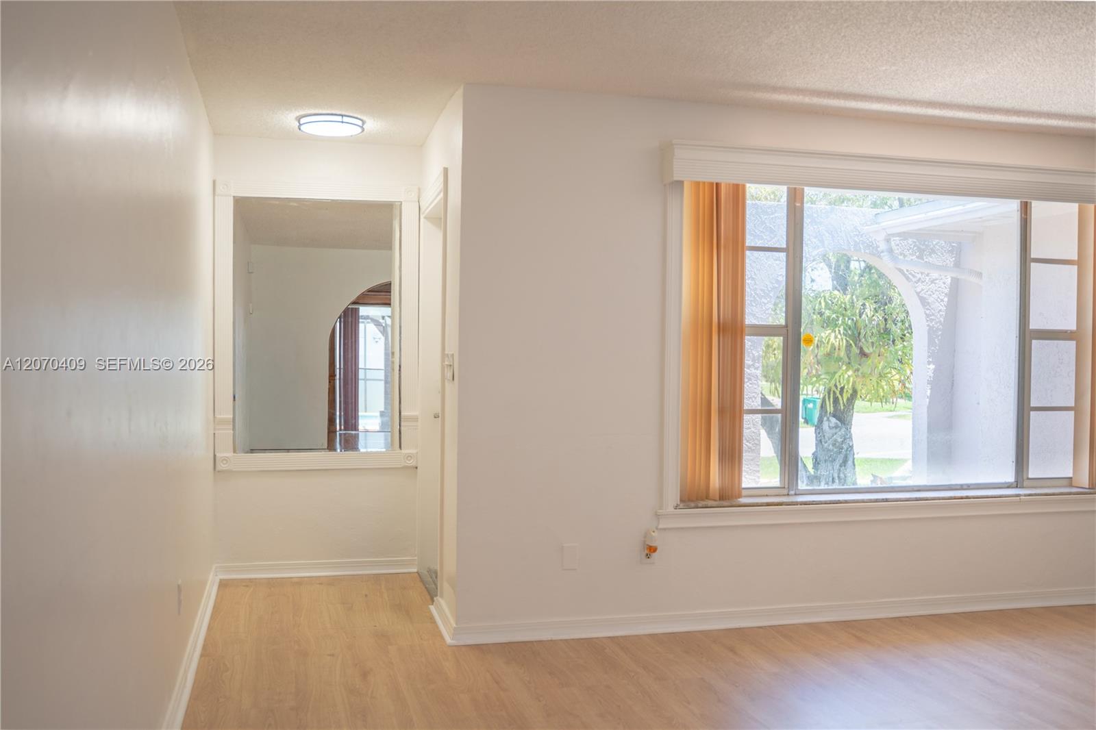 20200 Southwest 90th Ave Road Cutler Bay, FL 33189 - Photo 2 of 33 Gallery Image 2