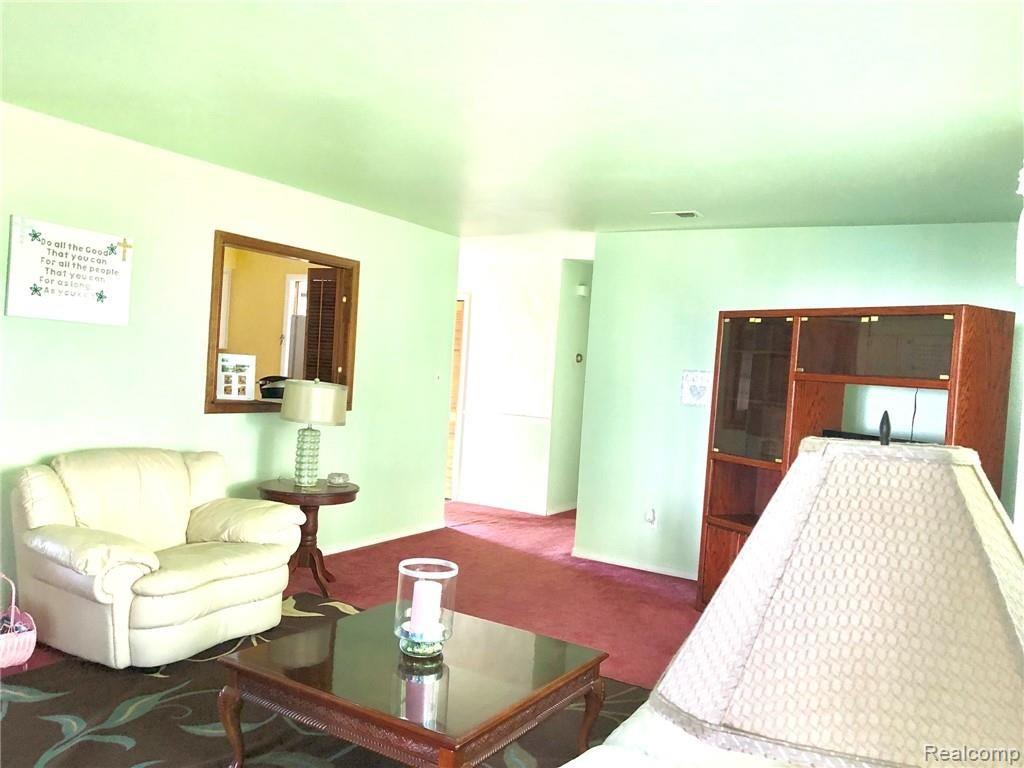 26115 Middlebelt Road Farmington Hills, MI 48334 - Photo 19 of 28