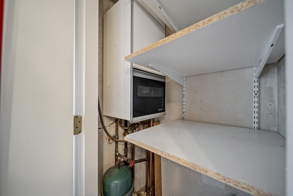52 High Street, Unit 5 Methuen, MA 01844 - Photo 10 of 32 a view of room with a table and workspace
