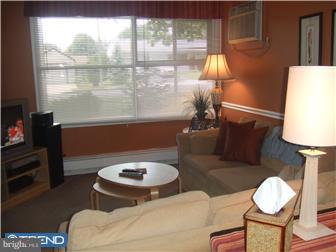 38 Gaping Rock Road Levittown, PA 19057 - Photo 9 of 12 Gallery Image 9