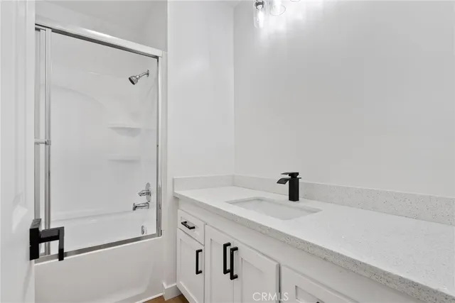 $189,000 | 9080 Bloomfield Avenue, Unit 72, Lakewood, CA 90630