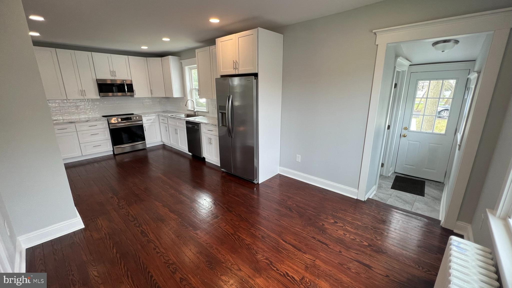 123 East Laurel Road Stratford, NJ 08084 - Photo 15 of 33