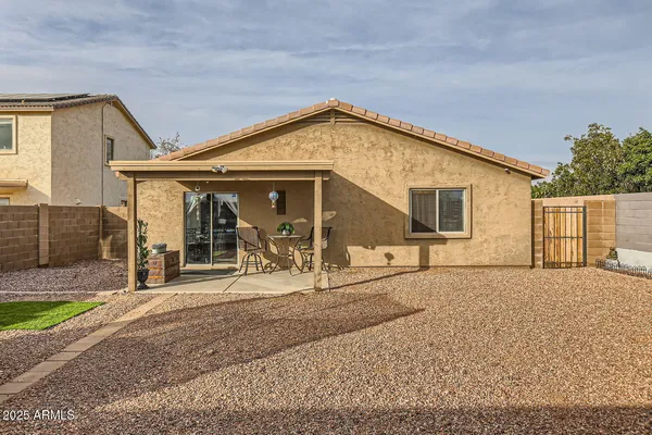 $314,900 | 25763 West Satellite Lane, Buckeye, AZ 85326