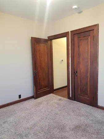 $1,600 | 13 North Service Road, St. Peters, MO 63376