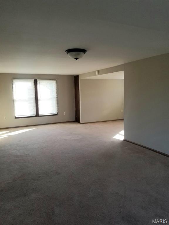 13 North Service Road St. Peters, MO 63376 - Photo 23 of 36