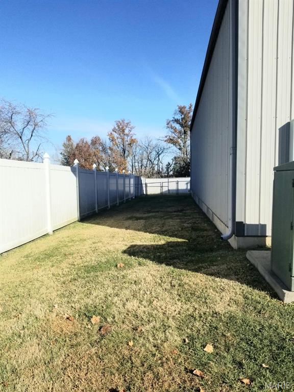 13 North Service Road St. Peters, MO 63376 - Photo 35 of 36