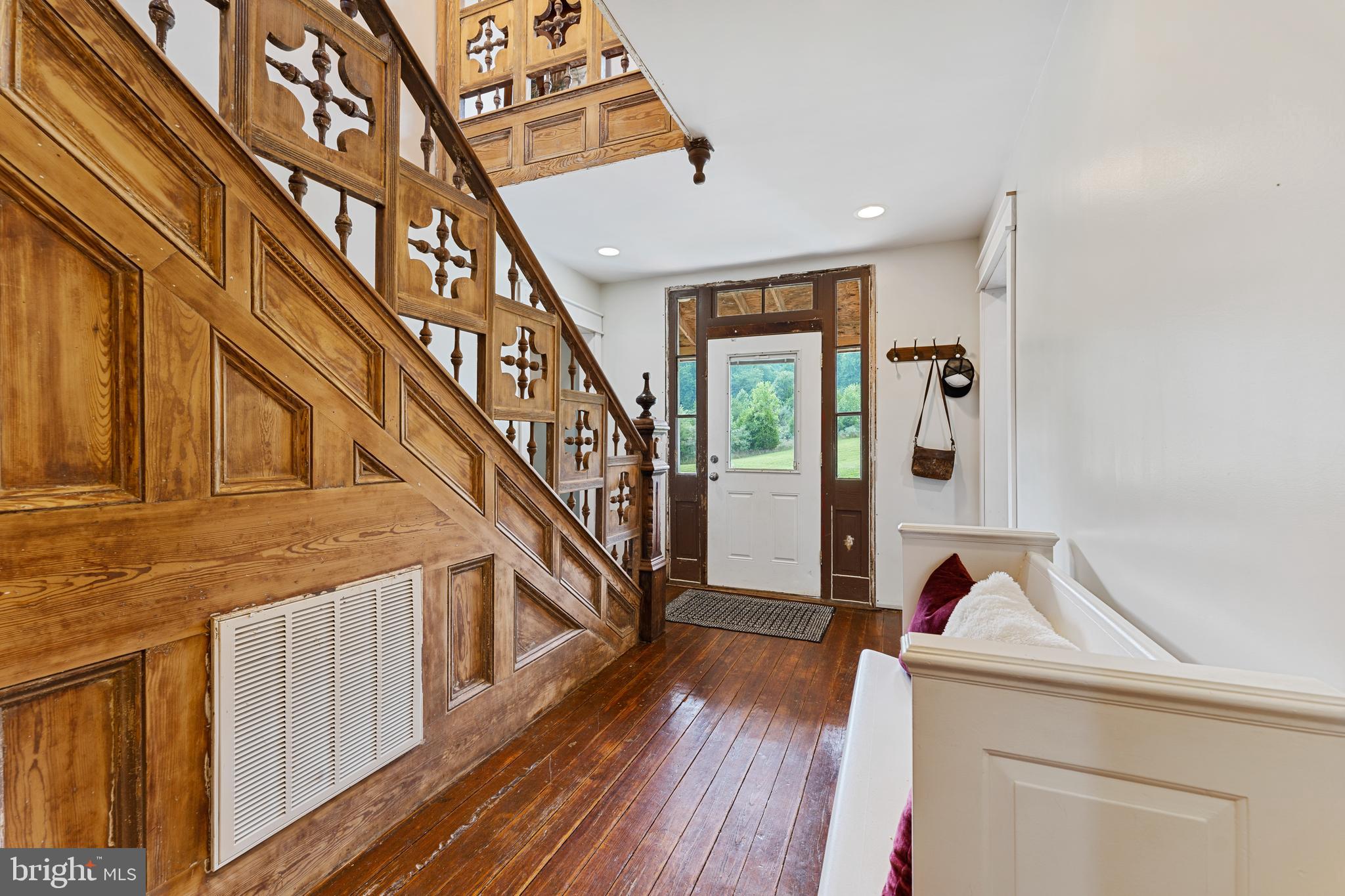 43 Briar Patch Lane Boston, VA 22713 - Photo 13 of 73 Custom stairway