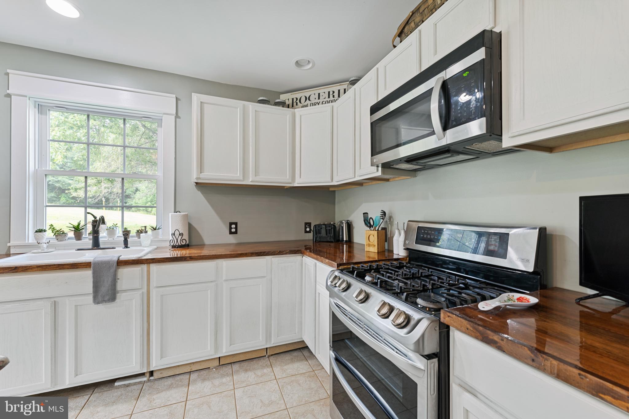 43 Briar Patch Lane Boston, VA 22713 - Photo 25 of 73 Kitchen completely remolded