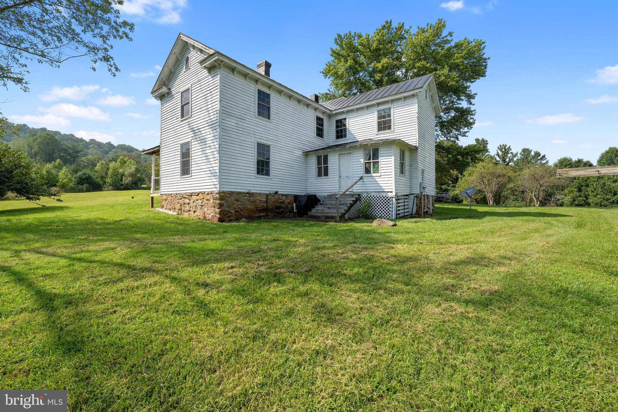 43 Briar Patch Lane Boston, VA 22713 - Photo 5 of 73 Back of House