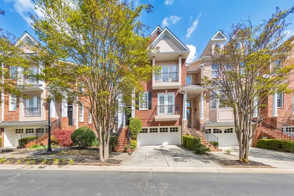 $650,000 | 1043 Emory Parc Place, Decatur, GA 30033