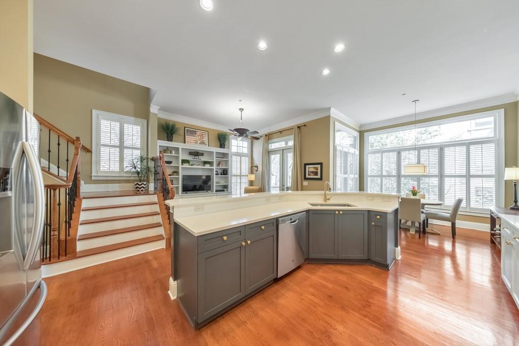 1043 Emory Parc Place Decatur, GA 30033 - Photo 13 of 51