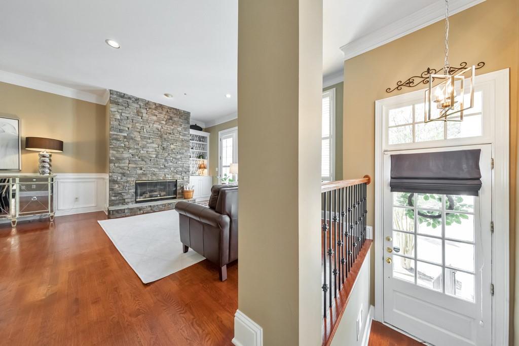 1043 Emory Parc Place Decatur, GA 30033 - Photo 3 of 51