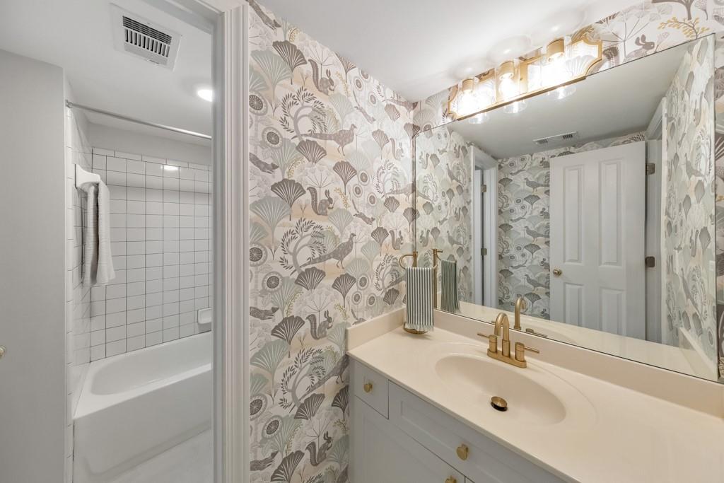 1043 Emory Parc Place Decatur, GA 30033 - Photo 34 of 51